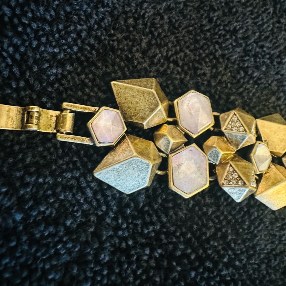 Chloe + Isabel Modern Purple and Brushed Gold-Tone Geometric Bracelet - Picture 8 of 9